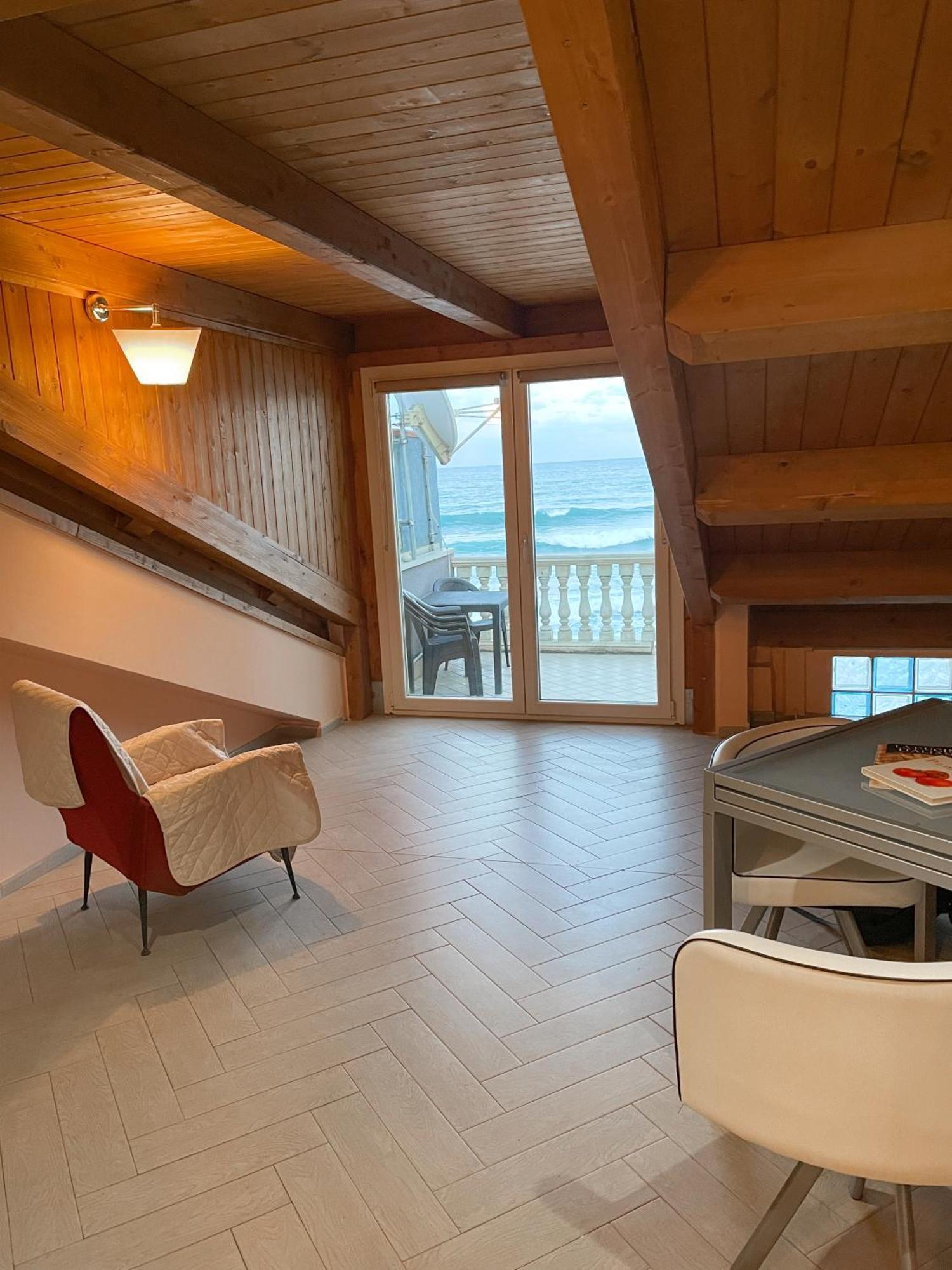 Maremare Apartments Giardini-Naxos Kültér fotó